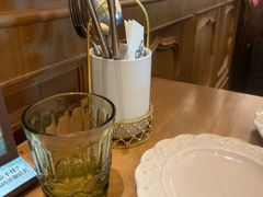 -秘密旅行Bonjour(黑金冠 江南西店)