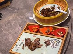 -有红鸡毛店·川菜(建设路店)