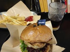-shark burger·鲨鱼汉堡(交子大道店)
