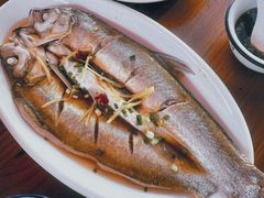 清蒸白鱼-喜洋洋蟹庄(阳澄湖店)