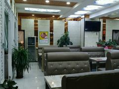 -领头羊烧烤餐厅(大唐路店)