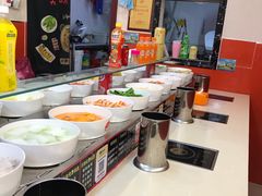 -烫煮风旋转涮吧自助小火锅(洪楼大润发店)