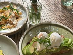 牛油果温泉蛋吐司-O'mills Sourdough Bakery&Bistro(永嘉路店)