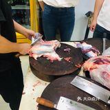 牛骨髓第一次吃很弹牙，第一次吃哈哈～然后我们又点了一盘