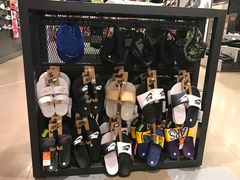 -NIKE品牌体验店(金源新燕莎店)