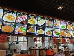 -靠山屯东北农家菜(八龙桥雅苑店)