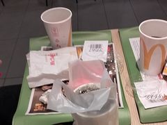 -麦当劳(轻轨曹杨路店)