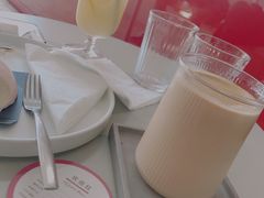 -UNI UNI(环亚凯瑟琳店)