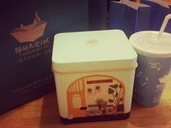 -猫的天空之城概念书店(西塘古镇店)