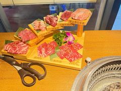-大牛焱烧·和牛·海鲜炭火烧放题