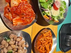 -唯成•韩国炭火烤肉 유성고기