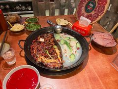 -周小明火锅(黑金冠社区店)