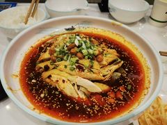 -犇逸·乐山跷脚牛肉·四川现炒(览海店)