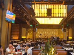 -洛缦音乐餐厅(工业展览馆万象城店)