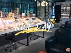 -Trend1881视光·蔡司视觉(领展广场店)