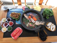 -双廊杨记石锅鱼石锅牛肉