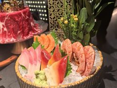 -蟹犇前•帝王蟹雪蟹(陆家嘴店)