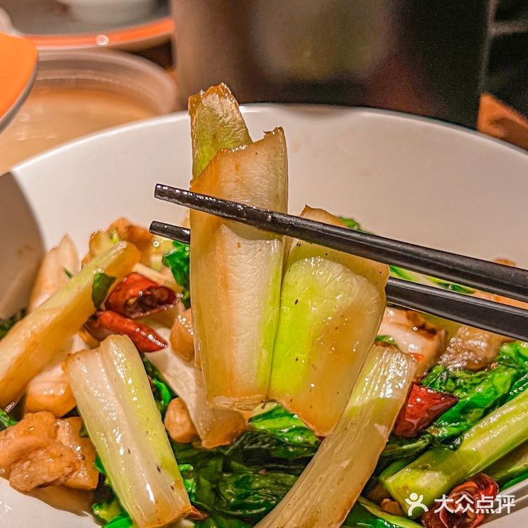 这家湘菜真好吃！火遍广州的湘辣辣终于开到深圳了！
