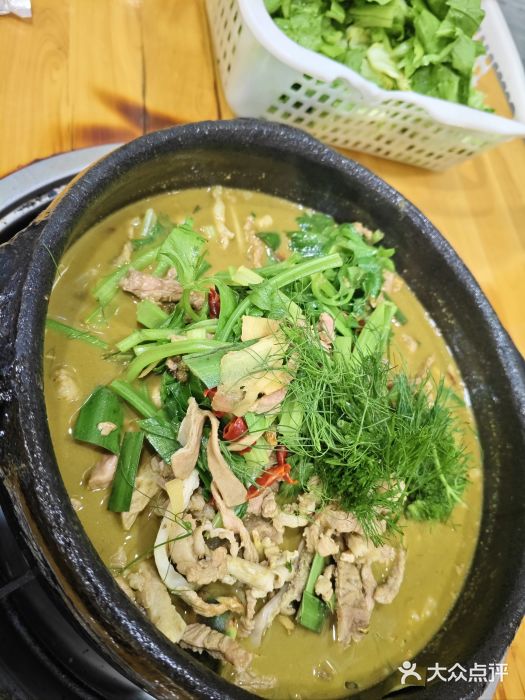 榕江牛瘪牛肉火锅图片