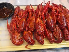 -肥肥虾庄·金牌油焖大虾(汉街SKP店)