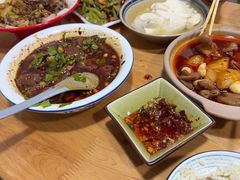 -朱大嘴肥肠血旺(福字街店)