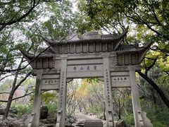 -灵岩山风景区