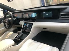-理想汽车(世纪汇店)