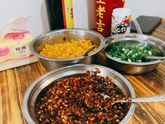 -胖子水煮(铁路三村无任何分店)