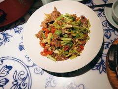 -卢大鲜鱼头捞饭(美利广场店)