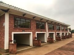 -侯臣咖啡文化村