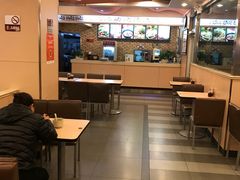 大堂-李先生牛肉面大王(东营友谊广场店)