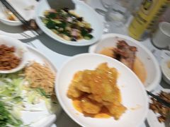 -关东小磨东北菜(漕河泾印象城店)