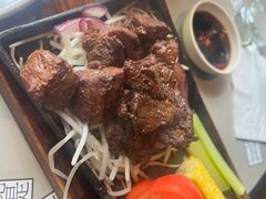 -穹六人间 people 6(岳阳路店)