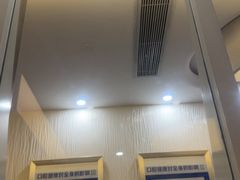 -圣呗口腔·舒适化种植牙·矫正中心(广州总院)