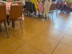 -刘姐啤酒鱼民族演艺餐厅(西街总店)