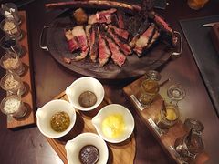 -恰餐厅及酒吧 CHAR Bar & Grill (北京丽都皇冠假日店)