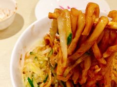 -黑八私房老北京炸酱面