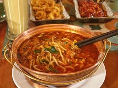 小锅米线-源一咖啡馆(麒麟巷步行街店)
