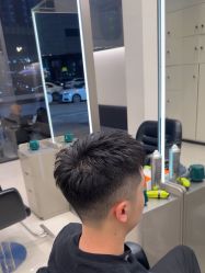 -摩登时代美发沙龙