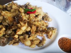 软炸小鸡菇-95号酱骨·一块豆腐(展春园西路店)