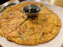 泡菜饼-包装马车·韩国料理·포장마차