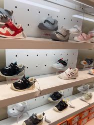 -孩子王(泊富ICITY店)