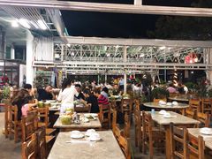 大堂-四川小胡子海鲜(丁村万人海鲜广场店)