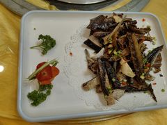 咸鱼干-东方之猪四更烤乳猪(金垦总店)