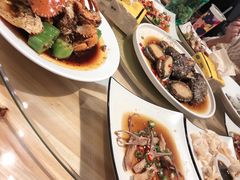 -臻鲜燕海鲜融合餐厅(金陵style店)