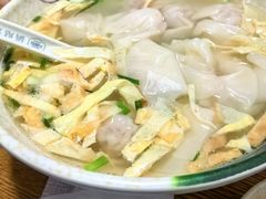 小馄饨-黄阿姨锅贴大王(万航渡路店)