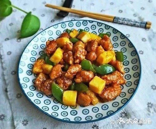 一盘高质量的菠萝咕噜肉  在不加特效的情况下