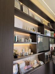 -Yuri尤里高定美肤中心