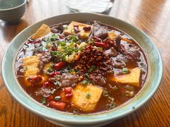 水煮包浆豆腐嫩牛肉-丽江金茂凯悦臻选酒店-滇香馆