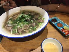 越南火车头汤河粉-阮氏娘·越南料理(双子塔店)